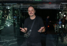 Αλέξανδρος Τσουβέλας: Το συγκινητικό δώρο που του έκανε η οικογένεια του Χάρρυ Κλυνν