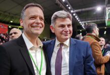 Φαραντούρης κατά ΣΥΡΙΖΑ και Πολάκη: Σταλινικοί που με διέγραψαν, τώρα με συκοφαντούν