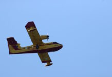 Φωτιά στην Κεφαλονιά στην περιοχή Μαυράτα: Σηκώθηκε ένα αεροσκάφος