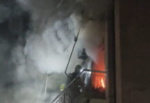 Ταύρος: Φωτιά σε διαμέρισμα, 50χρονος ανασύρθηκε χωρίς τις αισθήσεις του