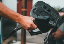 Πόλεμος στη Μέση Ανατολή – Καύσιμα: Σε ποια περίπτωση θα επαναφέρει το υπουργείο Εθνικής Οικονομίας και Οικονομικών το Fuel Pass