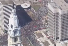 ΗΠΑ: Μαζικές διαδηλώσεις κατά της πολιτικής του Ντόναλντ Τραμπ