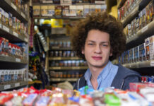 Απαγόρευση καπνικών και αλκοόλ σε ανήλικους: Με QR code από gov.gr και kids wallet η ταυτοποίηση, μέσω events.gov.gr η είσοδος σε κέντρα διασκέδασης