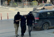 Καλαμαριά: Ποινική δίωξη για ανθρωποκτονία με πρόθεση στον 23χρονο που μαχαίρωσε και σκότωσε τον 20χρονο