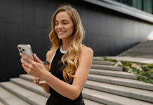 Βάζουμε φρένο στο ατελείωτο scrolling: Πώς να πάρετε πίσω τον έλεγχο του χρόνου σας