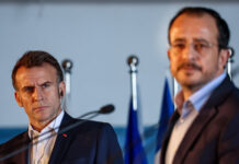 Εμανουέλ Μακρόν: Μετά την Κύπρο, ο πρόεδρος της Γαλλίας μεταβαίνει στη Σούδα για να δει το αεροπλανοφόρο «Σαρλ Ντε Γκωλ»