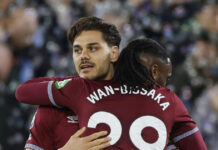 Ο Ντίνος Μαυροπάνος σκόραρε για τη Γουέστ Χαμ κόντρα στη Μάντσεστερ Σίτι