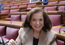 Ντόρα Μπακογιάννη για Κύπρο: Η Ελλάδα κινήθηκε αμυντικά, έβαλε ασπίδα θωράκισης και ξύπνησε την Ευρώπη