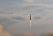 «Πόλεμος ναρκών» στα Στενά του Ορμούζ – Νέες πυραυλικές επιθέσεις στη Μέση Ανατολή