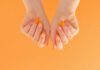 Πορτοκαλί νύχια: Τα nail designs που είναι έρωτας με την πρώτη ματιά