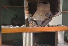 Πρέβεζα: Κεραυνός χτύπησε σπίτι – Κατέρρευσε τμήμα της στέγης και τοίχος, δείτε φωτογραφίες