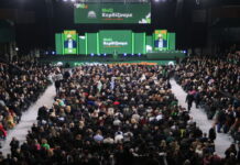 Συνέδριο ΠΑΣΟΚ: «Αυλαία» με κάλπες για τη νέα Κεντρική Επιτροπή