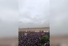 Χιλιάδες Ιρανοί στους δρόμους της Τεχεράνης – Άφαντος ο Μοτζταμπά Χαμενεΐ