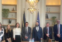 Πλεύρης: Συνάντηση με την Ευρωπαϊκή Εβραϊκή Ένωση – Κεντρικά θέματα η διαχείριση των μεταναστευτικών ροών και η αύξηση των αντισημιτικών επιθέσεων στην Ευρώπη