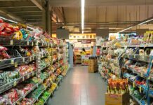 Vouchers για τρόφιμα από τον ΟΠΕΚΑ: Τι διευκρίνισε η Μιχαηλίδου για τα ποσά