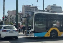 Πειραιάς: Σοβαρός τραυματισμός ηλικιωμένου που παρασύρθηκε από λεωφορείο