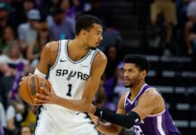 Αποτελέσματα NBA: Νέα ηγετική εμφάνιση από Γουενμπανιάμα, 40άρα ο Γκίλτζους-Αλεξάντερ για τους Θάντερ