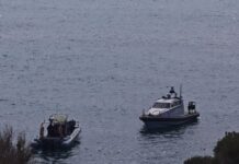 Βουλιαγμένη: Σε εξέλιξη η επιχείρηση ανάσυρσης της σορού του 34χρονου δύτη