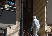 Ζωγράφου: Ποινική δίωξη για ανθρωποκτονία από πρόθεση στον 54χρονο – Απροσδιόριστα τα αίτια θανάτου μητέρας και αδερφής