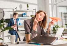 Αναβλητικότητα: Πώς εξελίσσεται μέσα στη ζωή μας;