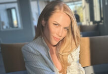 Ντορέττα Παπαδημητρίου: Το 'ριξε στον χορό στο καράβι και δείτε πώς την κοίταξε η μάνα της