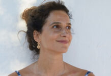 Μαρίνα Καλογήρου: Το απείθαρχο φερμουάρ και το τρελό τρολάρισμα