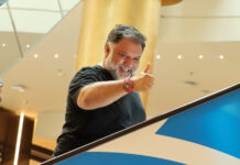 Ο Αρναούτογλου σε mood Eurovision: Χορεύει το «Jalla» με την Antigoni και το αποτέλεσμα είναι απολαυστικό