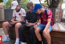 Το 70% των εφήβων στην Αυστραλία διατήρησε τα social media παρά την απαγόρευση, διαπίστωσε έρευνα