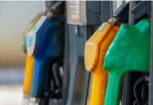 Fuel Pass: Αλλάζει ο τρόπος υποβολής των αιτήσεων μετά τα προβλήματα – Ποιοι θα μπαίνουν κάθε μέρα στην πλατφόρμα