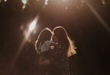 Νταντάδες της Γειτονιάς: Στις 24 Απριλίου ανοίγει η πλατφόρμα για την εγγραφή επιμελητών – Όλα όσα είπε η Μιχαηλίδου