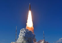 Ο Έλληνας του Artemis II, Περικλής Παπαδόπουλος: Η ανθρωπότητα ξαναστρέφει το βλέμμα στο Διάστημα