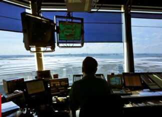 FAA: Όσοι είναι καλοί στα video games μπορούν να γίνουν ελεγκτές εναέριας κυκλοφορίας