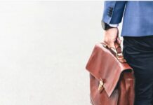 Ελεύθεροι επαγγελματίες: Ποιες αλλαγές έρχονται στα δηλωθέντα εισοδήματα