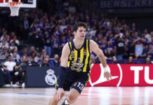 Φενέρμπαχτσε – Ζάλγκιρις 89-78: Ο Μπιμπέροβιτς έφερε το 1-0 για την τουρκική ομάδα στα πλέι οφ της Euroleague