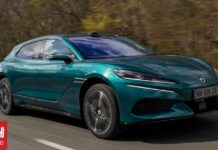 Η Denza ξεκινά στην Ευρώπη και είναι το premium στοίχημα της BYD