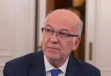 Γιώργος Φλωρίδης: Αυτεπάγγελτη δικογραφία για κακούργημα κατά της Ζωής Κωνσταντοπούλου για τα βίντεο μέσα από τη δίκη