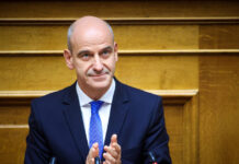 Νέες αιχμές Μπαραλιάκου μετά την επιστολή: Το επιτελικό κράτος έχει ευθύνες για τον ΟΠΕΚΕΠΕ, να λείπει η αφ’ υψηλού κριτική