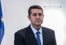 Γιώργος Μυλωνάκης: Κρίσιμες οι επόμενες ημέρες για την υγεία του, μειώνουν τα φάρμακα καταταστολής οι γιατροί