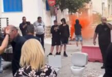 «Ηλία ρίχτο» στην Εύβοια: Έσπασαν πιάτα και τουαλέτες με ηλεκτρικό τρυπάνι σε απίστευτο γλέντι