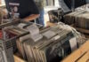 Θεσσαλονίκη: Βρήκαν βινύλια «θησαυρούς» και χόρεψαν υπό τους ήχους των djs – Κέφι και νοσταλγία