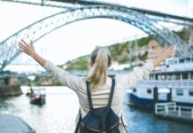 Ευρωπαϊκή Ένωση: Δωρεάν εισιτήρια για 40.000 νέους – Ποιοι είναι οι δικαιούχοι και μέχρι πότε οι αιτήσεις