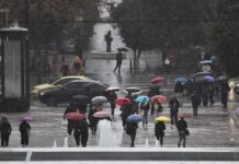 Καιρός: Αλλαγή σκηνικού την Πρωτομαγιά με «βουτιά» της θερμοκρασίας και βροχές