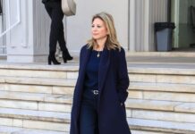 Μαρία Καρυστιανού: Το νέο κόμμα που ανακοίνωσε την ημέρα των γενεθλίων της κόρης της Μάρθης και το πρώτο «σποτ» με την κλεψύδρα