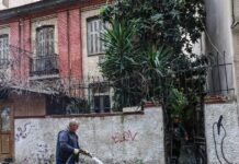 Τέλος στο μυστήριο με το «υγρό τσιμέντο» στην Κυψέλη: «Είναι μείγμα ειδικού αφρού με χώμα», εξηγεί η εταιρεία του Μετρό