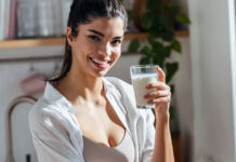 5 κοινά τρόφιμα που κρύβουν κινδύνους αν δεν μαγειρευτούν σωστά