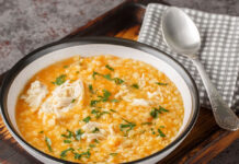 Κοτόσουπα με λαχανικά και ρύζι