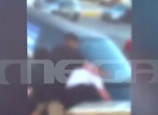 Ανήλικοι ξυλοκόπησαν μέχρι λιποθυμίας συνομήλικό τους σε νησί των Κυκλάδων – Βίντεο ντοκουμέντο από την άγρια επίθεση