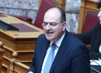 Μακάριος Λαζαρίδης: Αυτό είναι το πτυχίο μου – Το 2007 μπορούσες να εργαστείς ως μετακλητός ακόμα και με βεβαίωση σπουδών