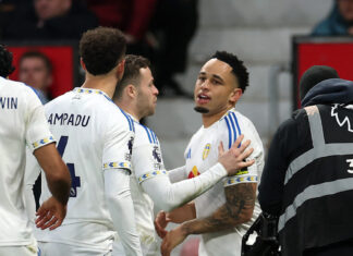 Μάντσεστερ Γιουνάιτεντ – Λιντς 1-2: Άλωσαν το Ολντ Τράφορντ τα «παγώνια» και ξέφυγαν από τη ζώνη του υποβιβασμού