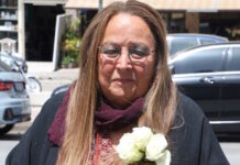 H Μαρίζα Κωχ στο νοσοκομείο: Σας γράφω καθηλωμένη σε κρεβάτι ορθοπεδικού τμήματος